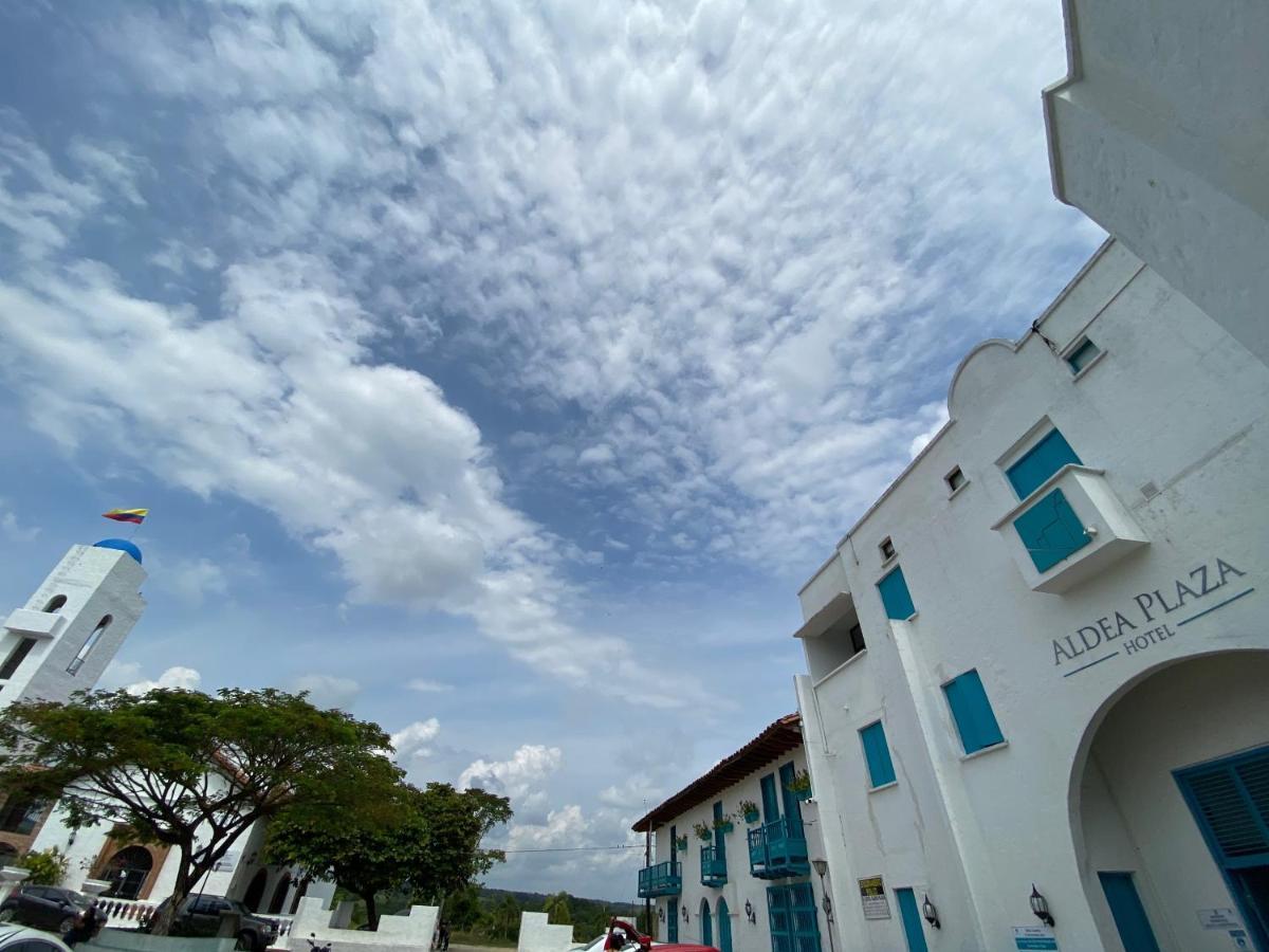 Hotel Aldea Plaza Doradal Bagian luar foto