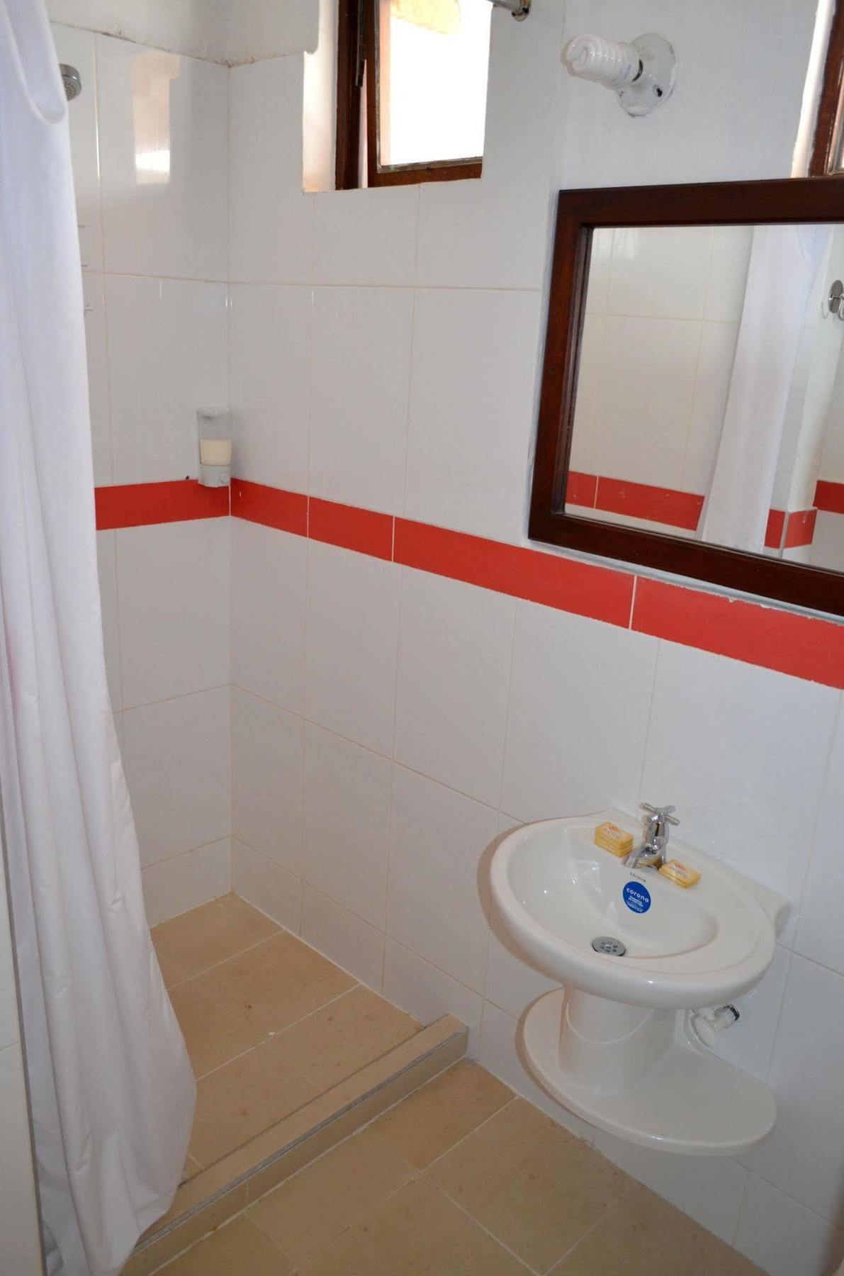 Hotel Aldea Plaza Doradal Bagian luar foto