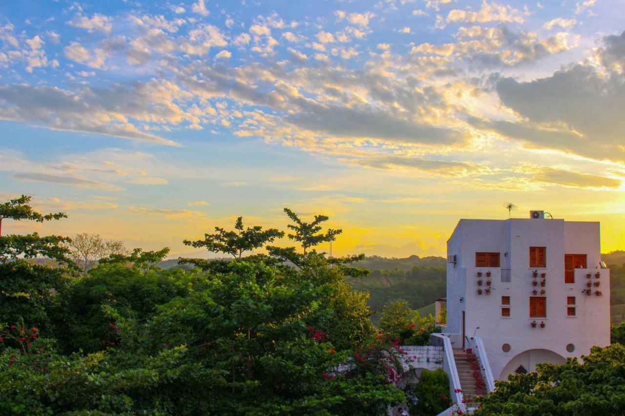 Hotel Aldea Plaza Doradal Bagian luar foto